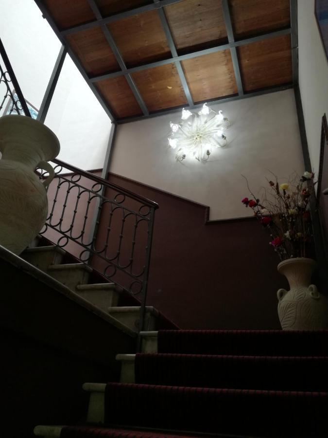 Hotel Biscari Katanya Dış mekan fotoğraf