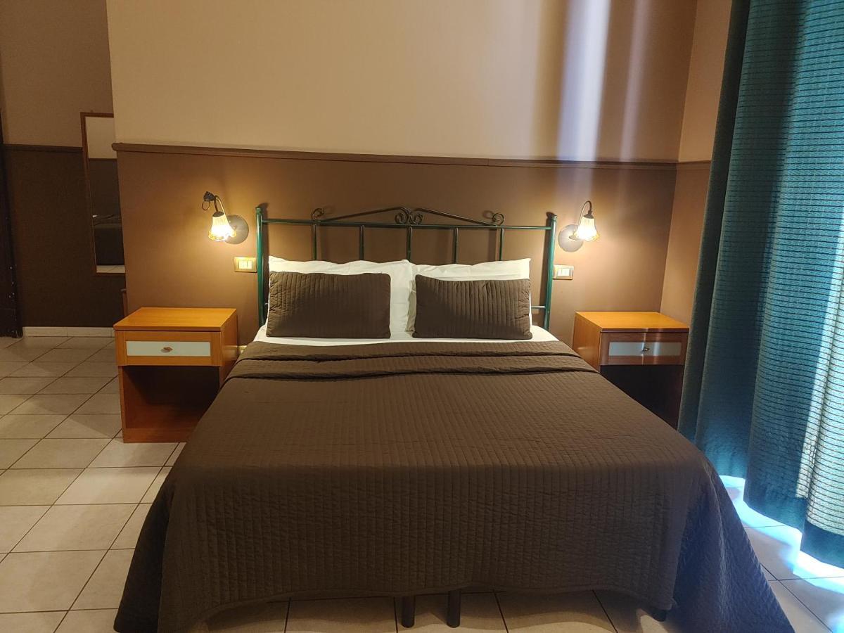 Hotel Biscari Katanya Dış mekan fotoğraf