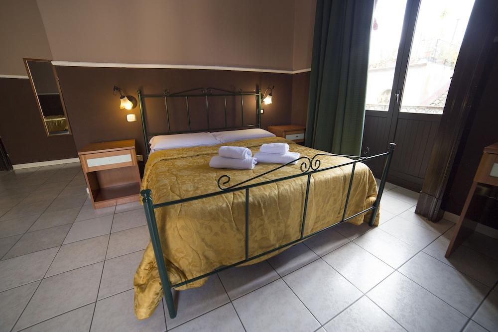 Hotel Biscari Katanya Dış mekan fotoğraf